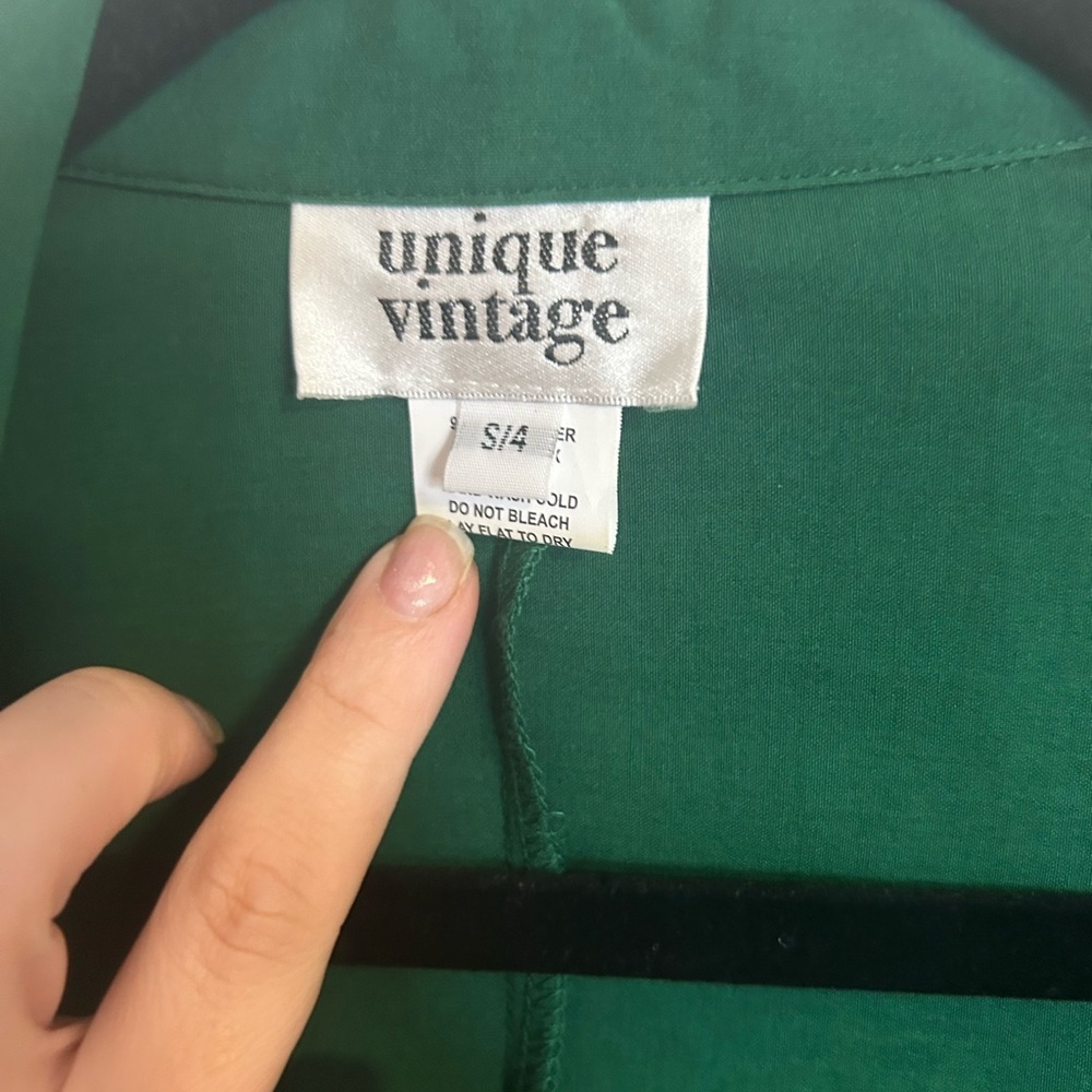 Unique Vintage Elegant Green Wrap Dress - Picture 4 of 6